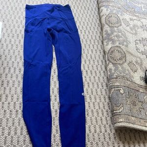 Fast and Free size 2 lululemon